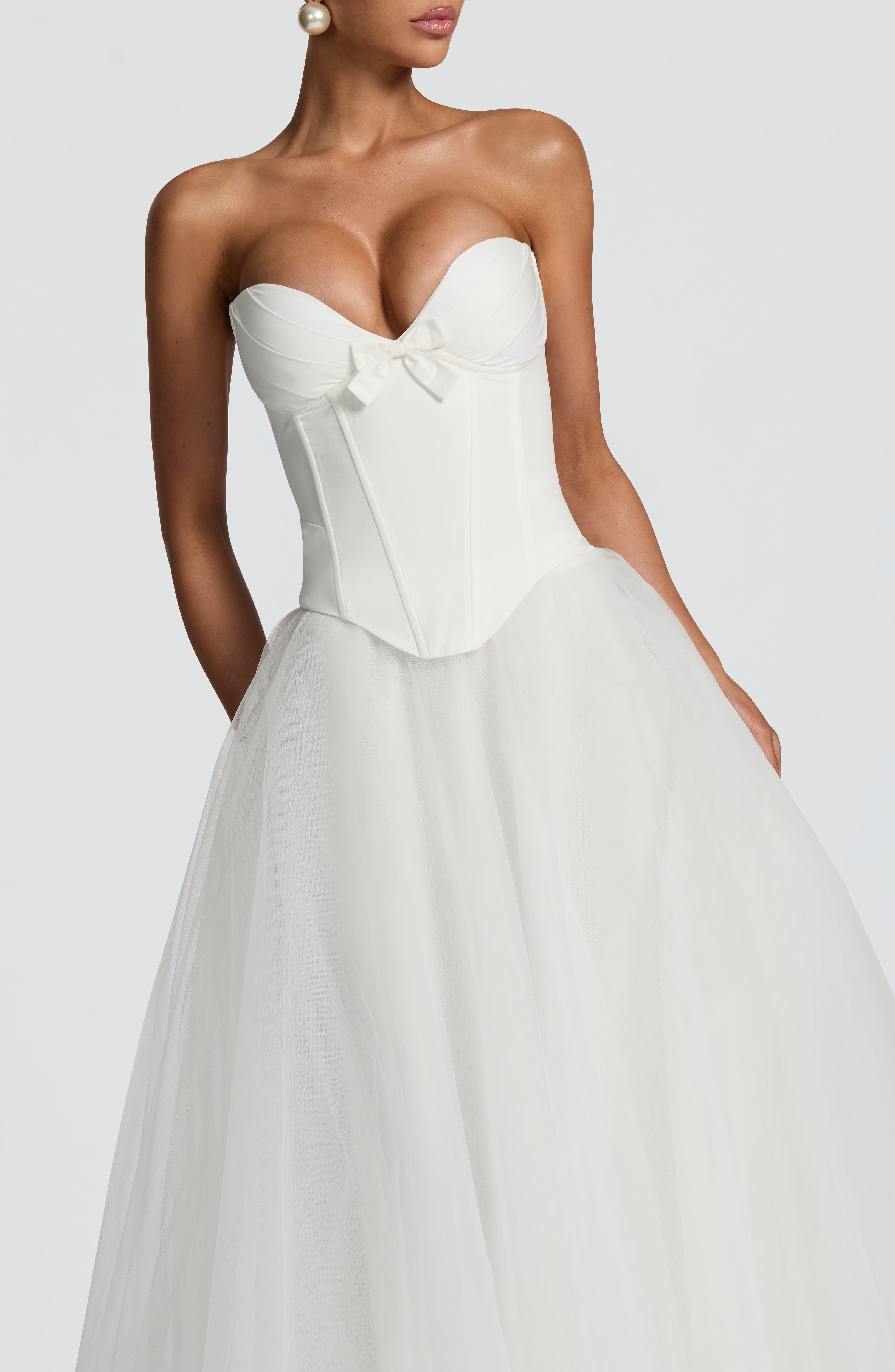 Prim - Ivory sweetheart structured corset top