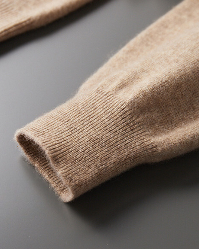 The Cashmere - Fine knit luxury hooded sweater