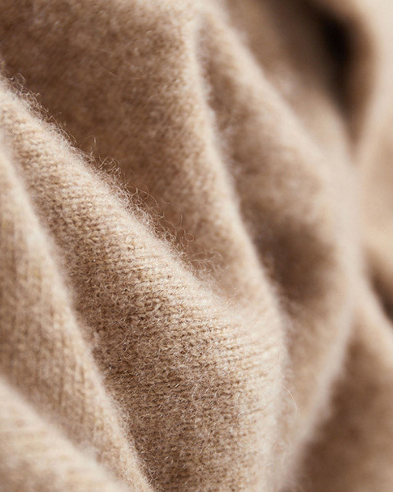 The Cashmere - Fine knit luxury hooded sweater