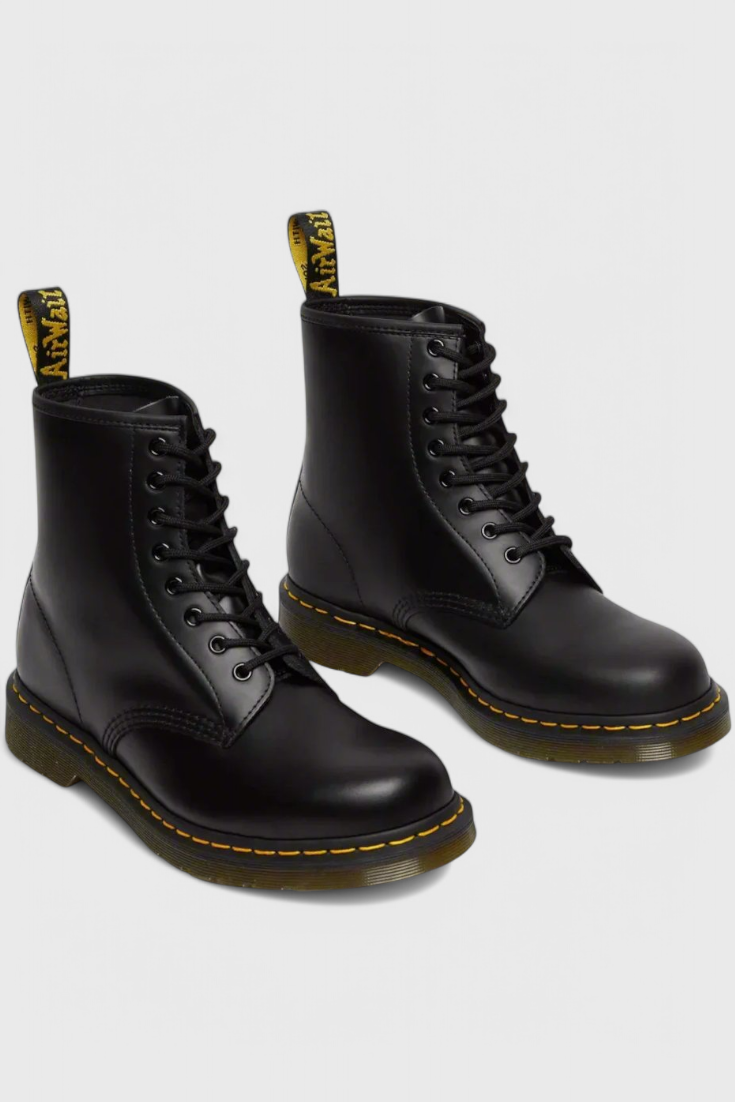 Addison - Classic faux leather 8-eye lace-up boots