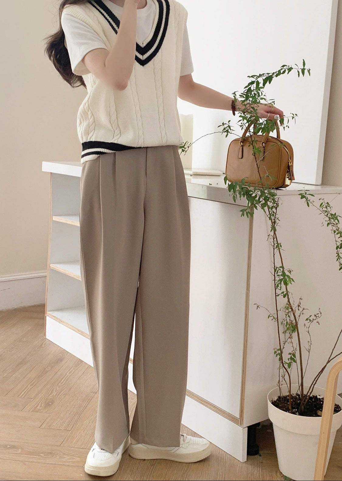 Eleanor - Preppy cricket cable knit sweater vest