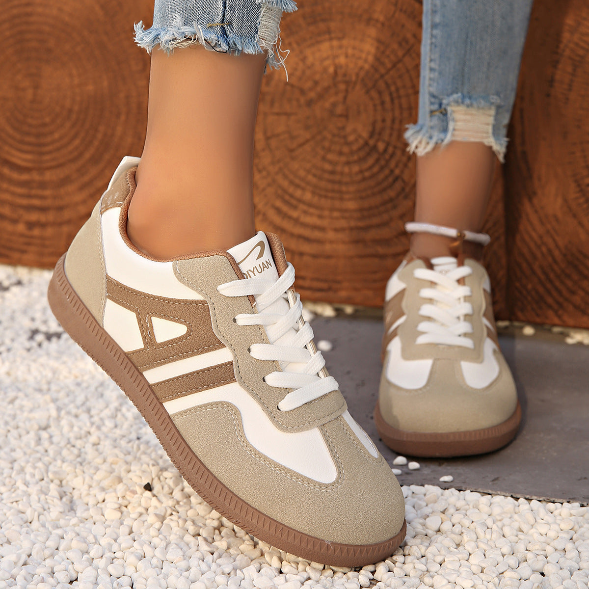 Anne - Retro suede trainer flat sneakers