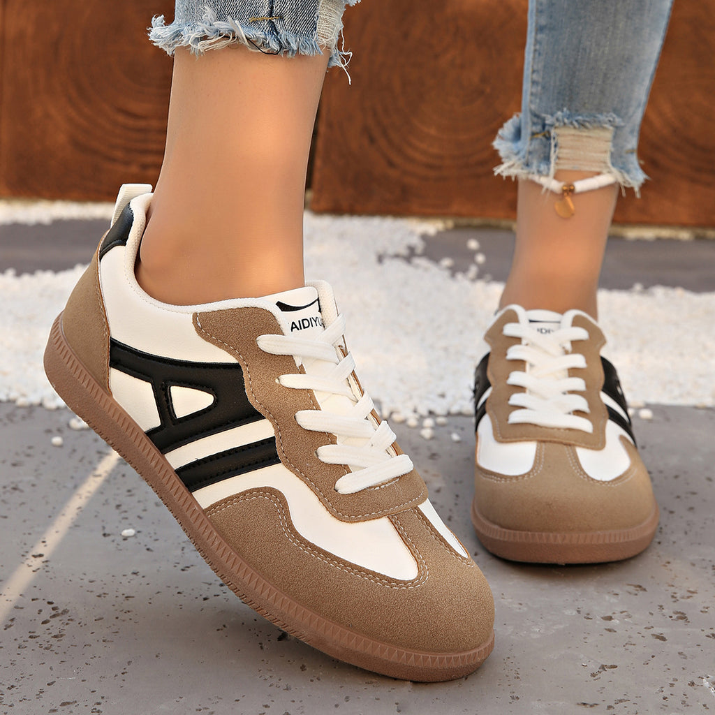 Anne - Retro suede trainer flat sneakers