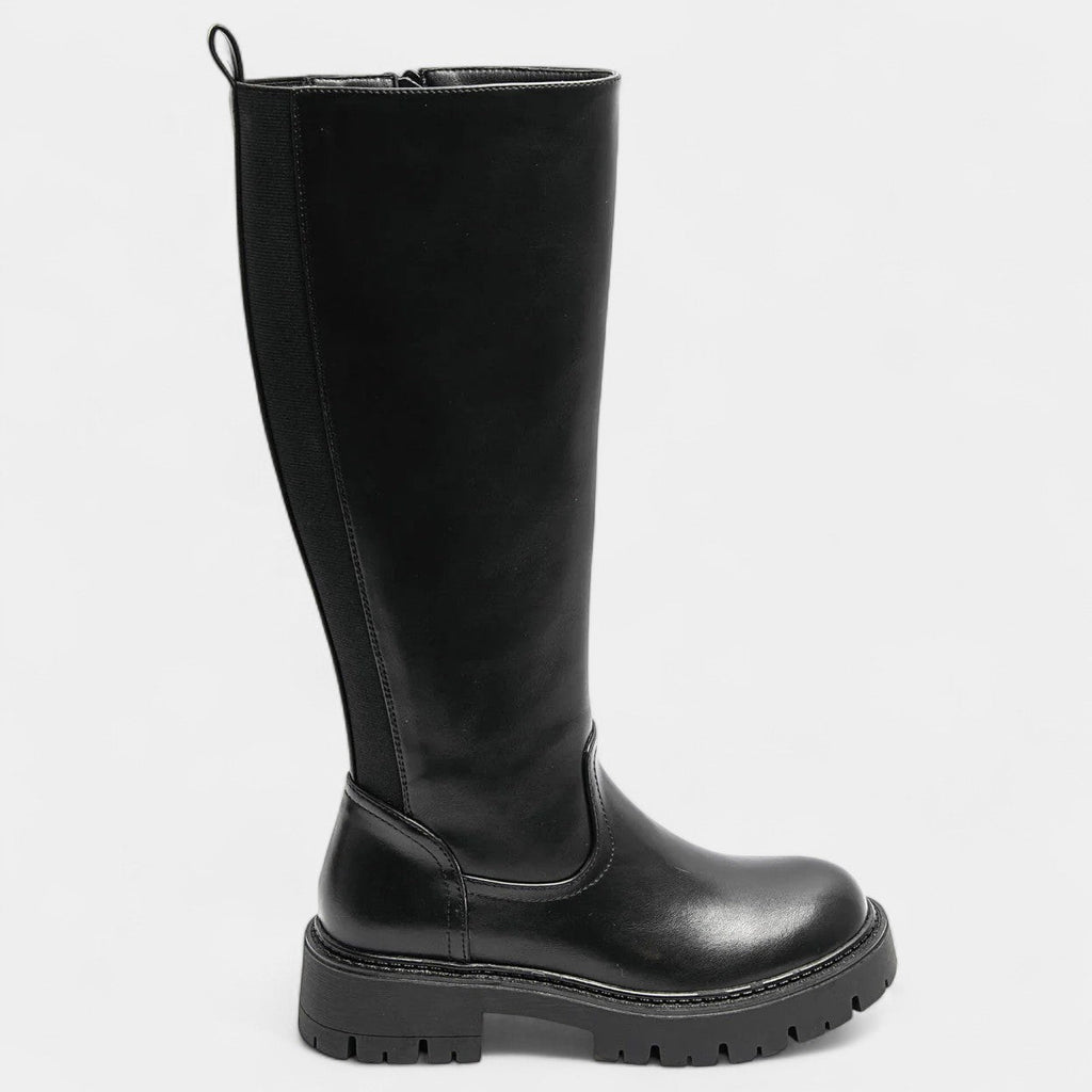 Raven - Knee-high chunky lug sole boots