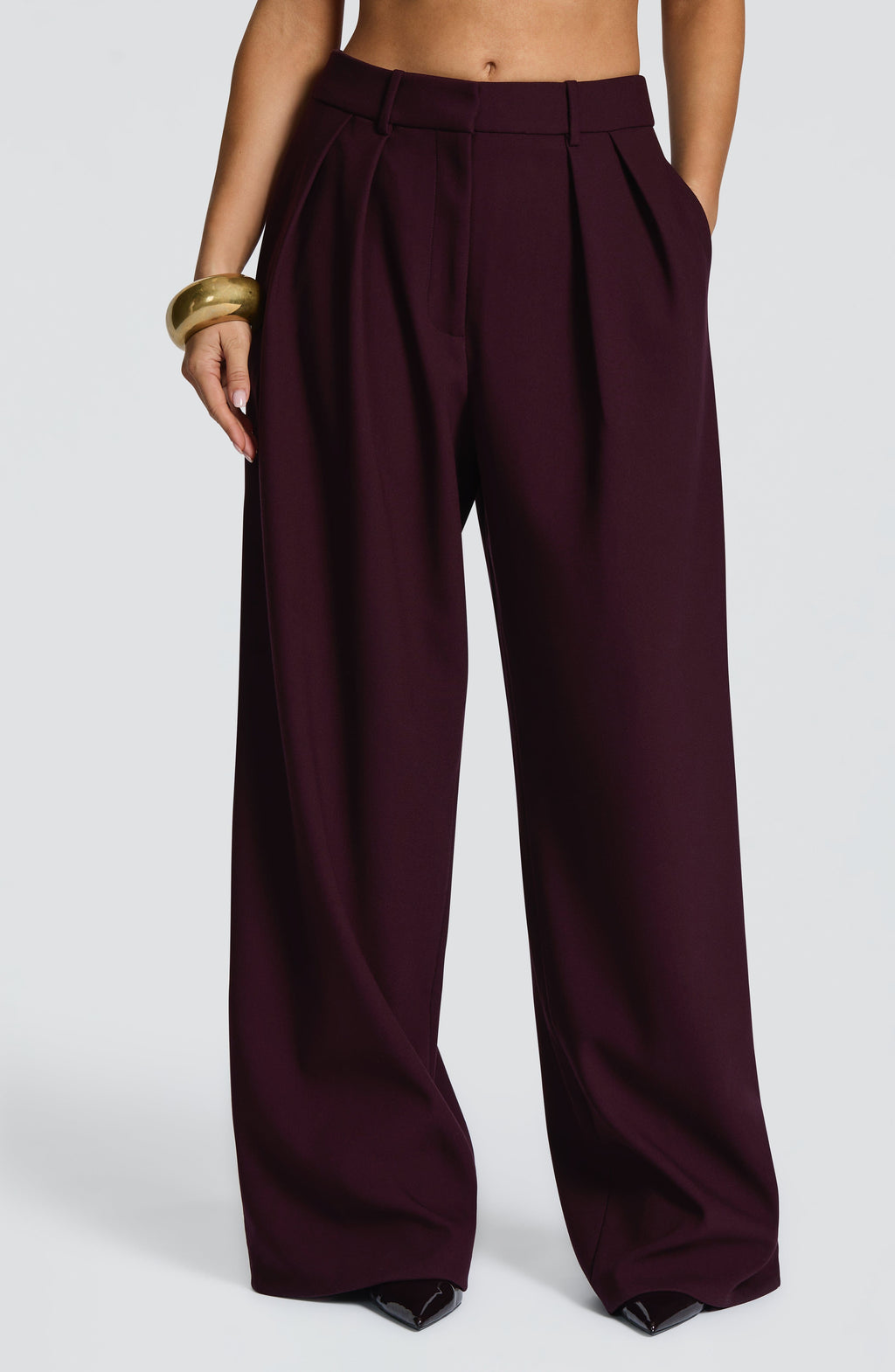 Kirsty - Plum pleated low-rise wide-leg trousers