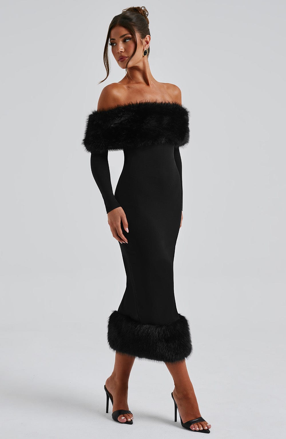 Vittoria - Black faux-fur trim midi dress
