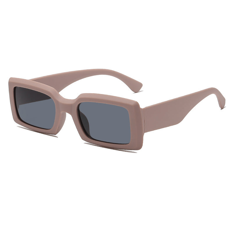 Cleo - Chunky rectangular 90s fashion sunglasses